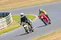 Vintage-motorcycle-club;eventdigitalimages;mallory-park;mallory-park-trackday-photographs;no-limits-trackdays;peter-wileman-photography;trackday-digital-images;trackday-photos;vmcc-festival-1000-bikes-photographs